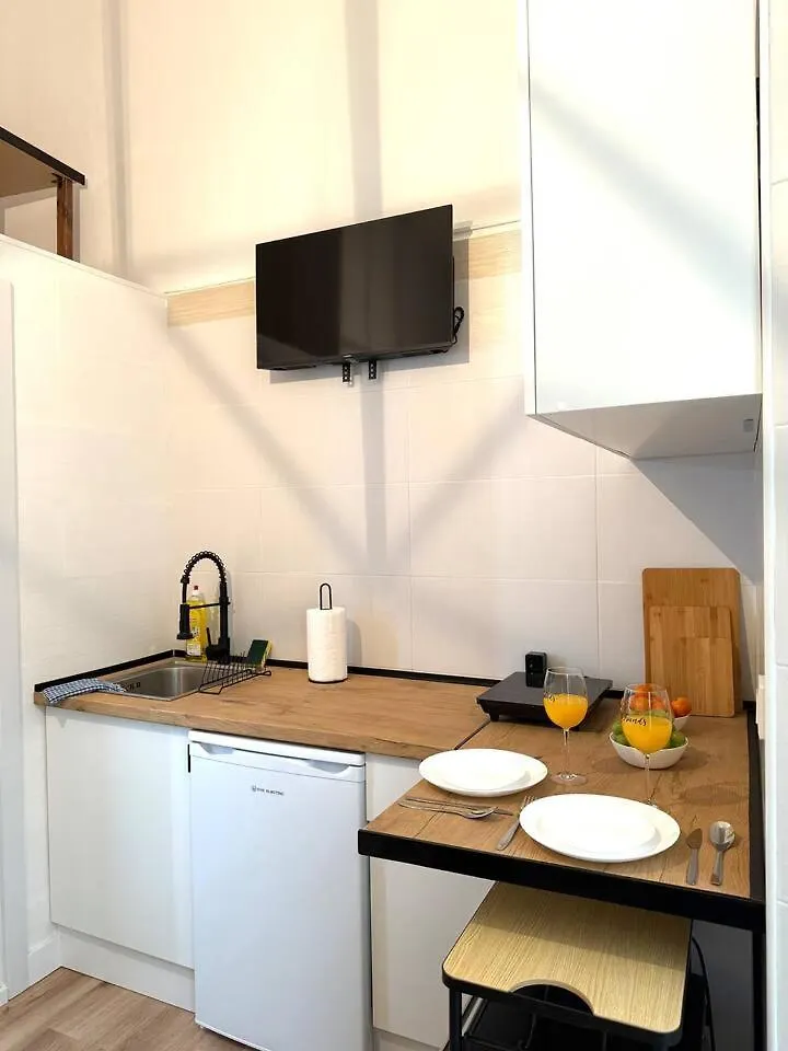 Apartment Studio In The City Center! Malaga Spain
