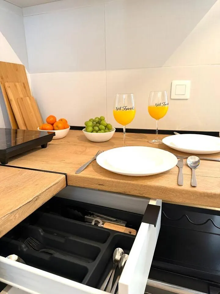 Studio In The City Center! Malaga