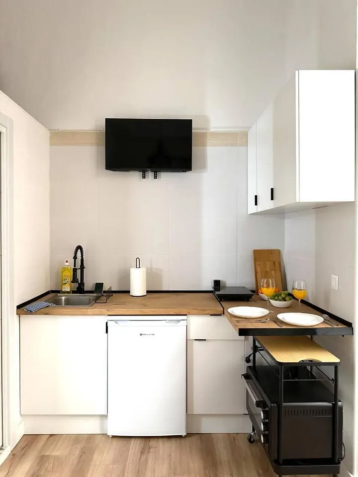 Studio In The City Center! Malaga