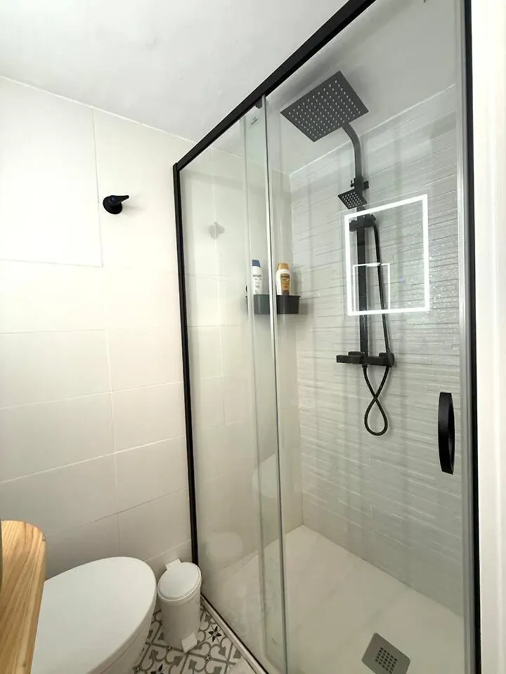 Studio In The City Center! Malaga